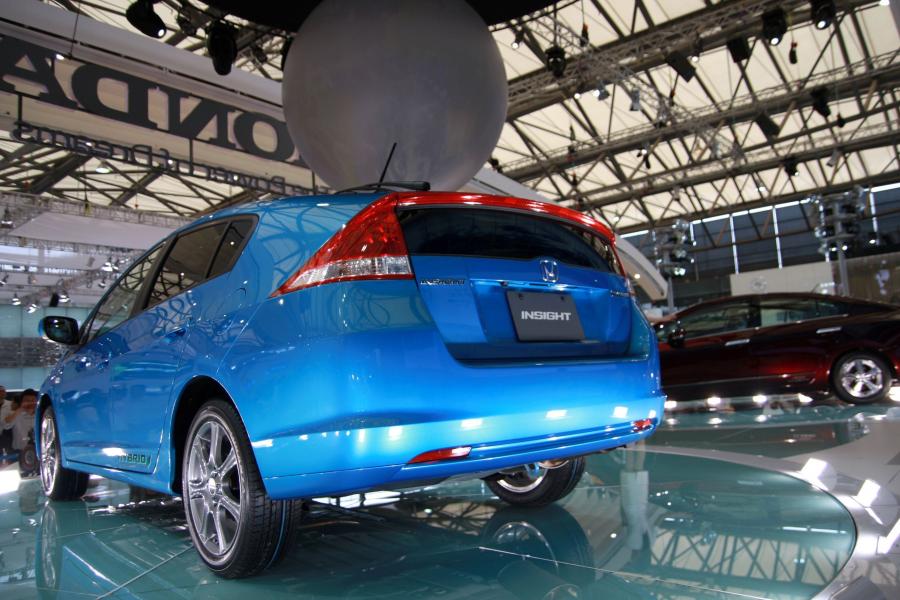  Honda Insight 2010 года  (фото 74 из 84)